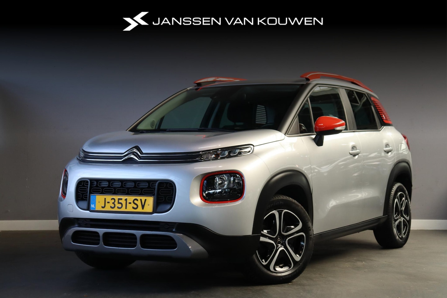 Citroën C3 Aircross - 1.2 PureTech S&S Shine / Head-Up / Carplay / Cruise Controle / Navi / Parkeersensoren acht - AutoWereld.nl