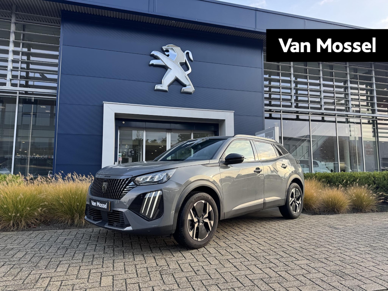 Peugeot 2008 - PureTech 130 Allure l Automaat l Pack Vision l Keyless - AutoWereld.nl