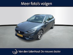 SEAT Leon Sportstourer - 1.5 eTSI 150pk FR Business Intense DSG / Navigatie / Parkeersensoren