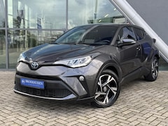 Toyota C-HR - 2.0 Hybrid Executive 184pk Camera / Navigatie / Stoelverwarming
