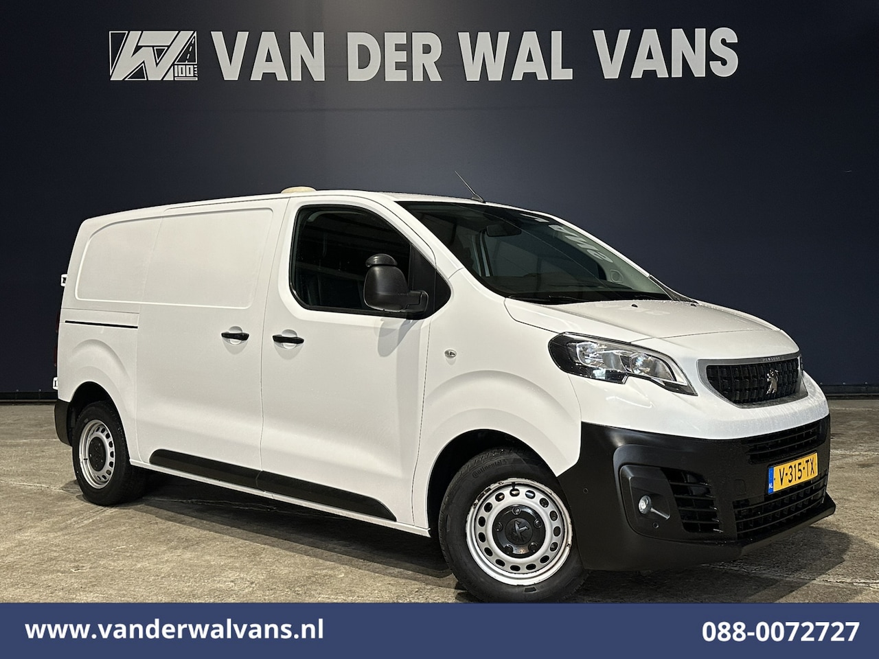 Peugeot Expert - 2.0 BlueHDI 123pk L2H1 Euro6 Airco | Navigatie | 2500kg Trekhaak | Cruisecontrol | Apple C - AutoWereld.nl