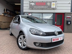 Volkswagen Golf - 1.2 TSI MATCH Luxuryline