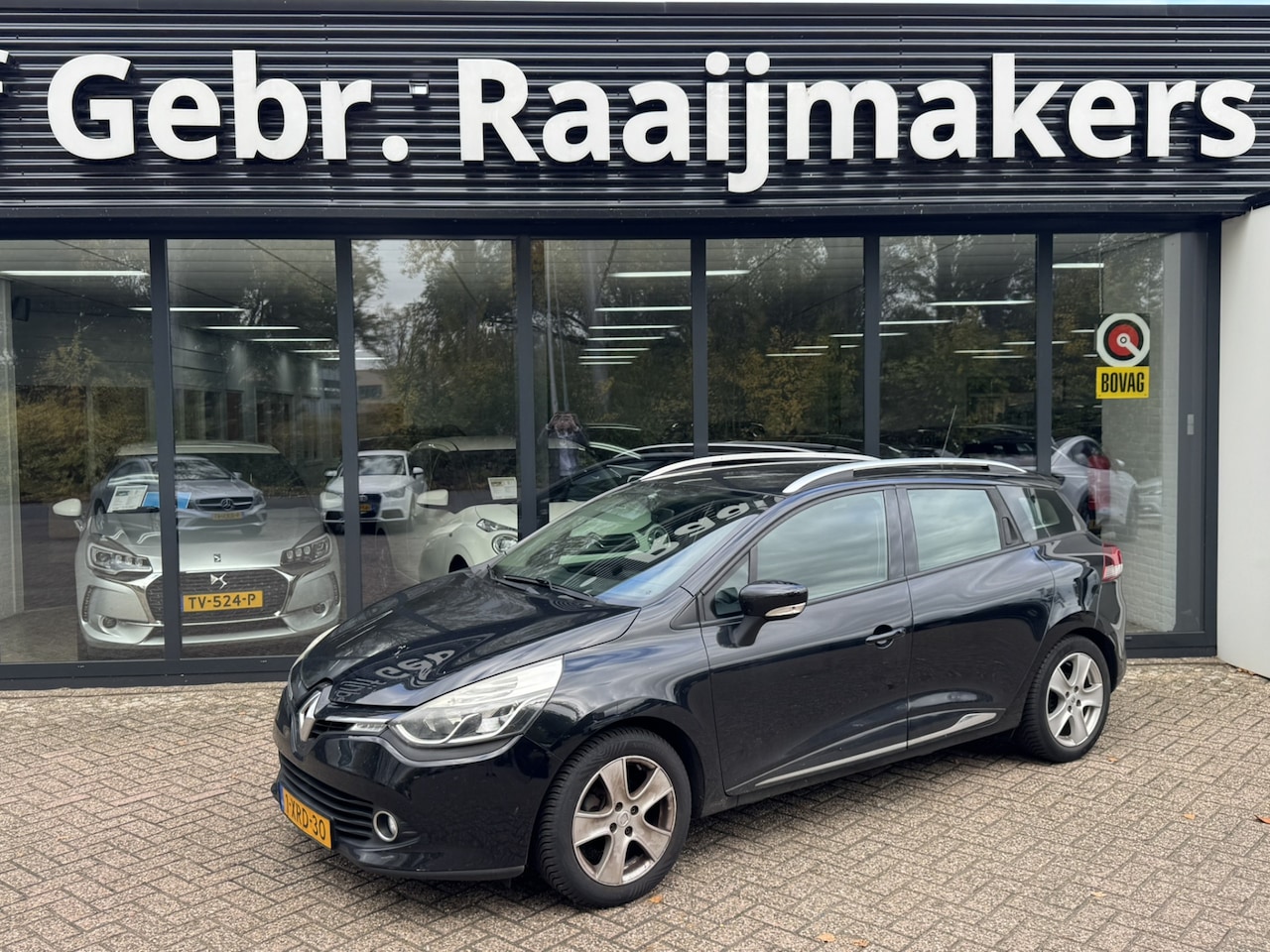 Renault Clio Estate - 0.9 TCe Expression *Airco*Navigatie* EXPORT/ EX BPM* - AutoWereld.nl