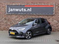 Toyota Yaris - 1.5 Hybrid Dynamic + stoel- en stuurverwarming