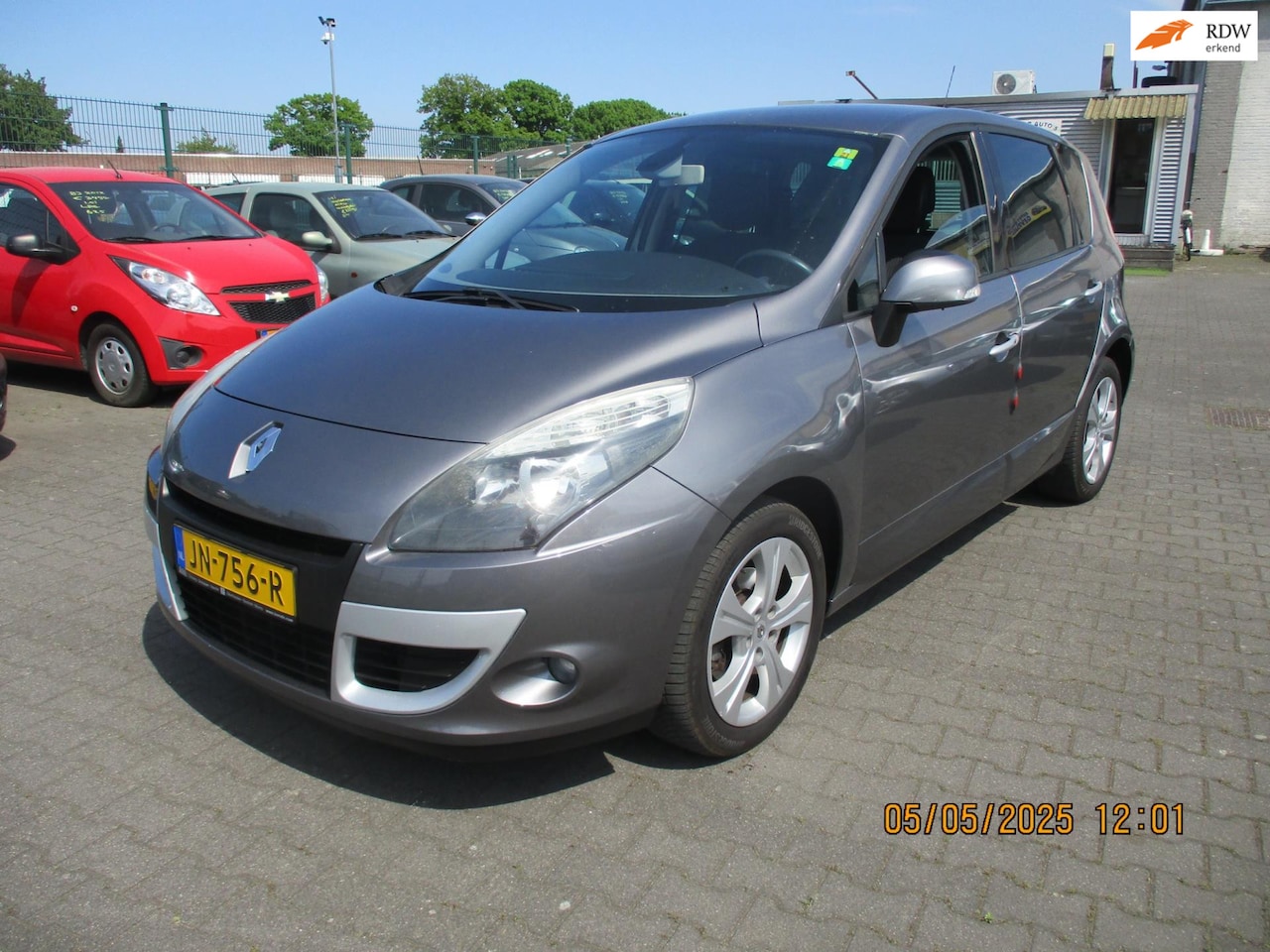 Renault Scénic - Renault Scénic 1.4 TCe Bose MOTOR SCHADE - AutoWereld.nl