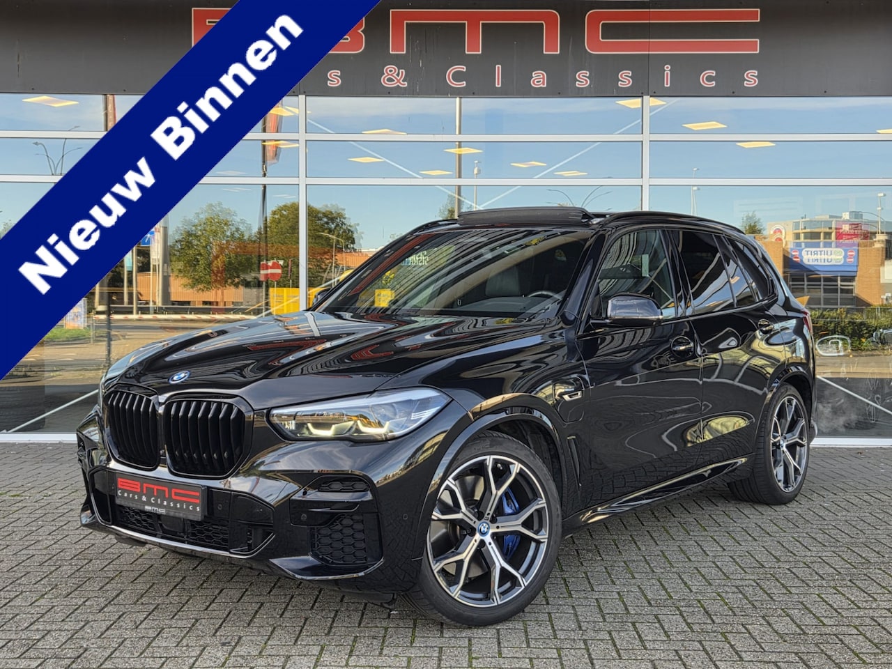 BMW X5 - xDrive45e M-Sport Pano 360cam Driving prof Comfortstoelen - AutoWereld.nl