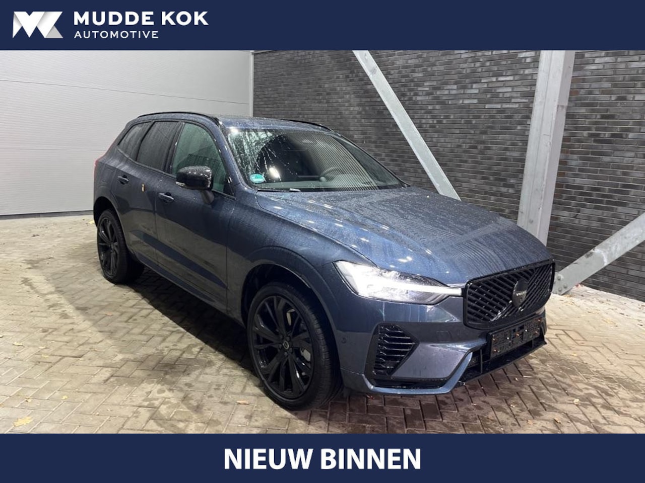 Volvo XC60 - T6 Plug-in hybrid Plus Black Edition | FACELIFT | Luchtvering | Bowers&Wilkins | Trekhaak - AutoWereld.nl