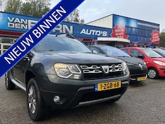 Dacia Duster - 1.2 TCe 4x2 Lauréate Dealer Onderh Trekhaak 6 mnd Garantie