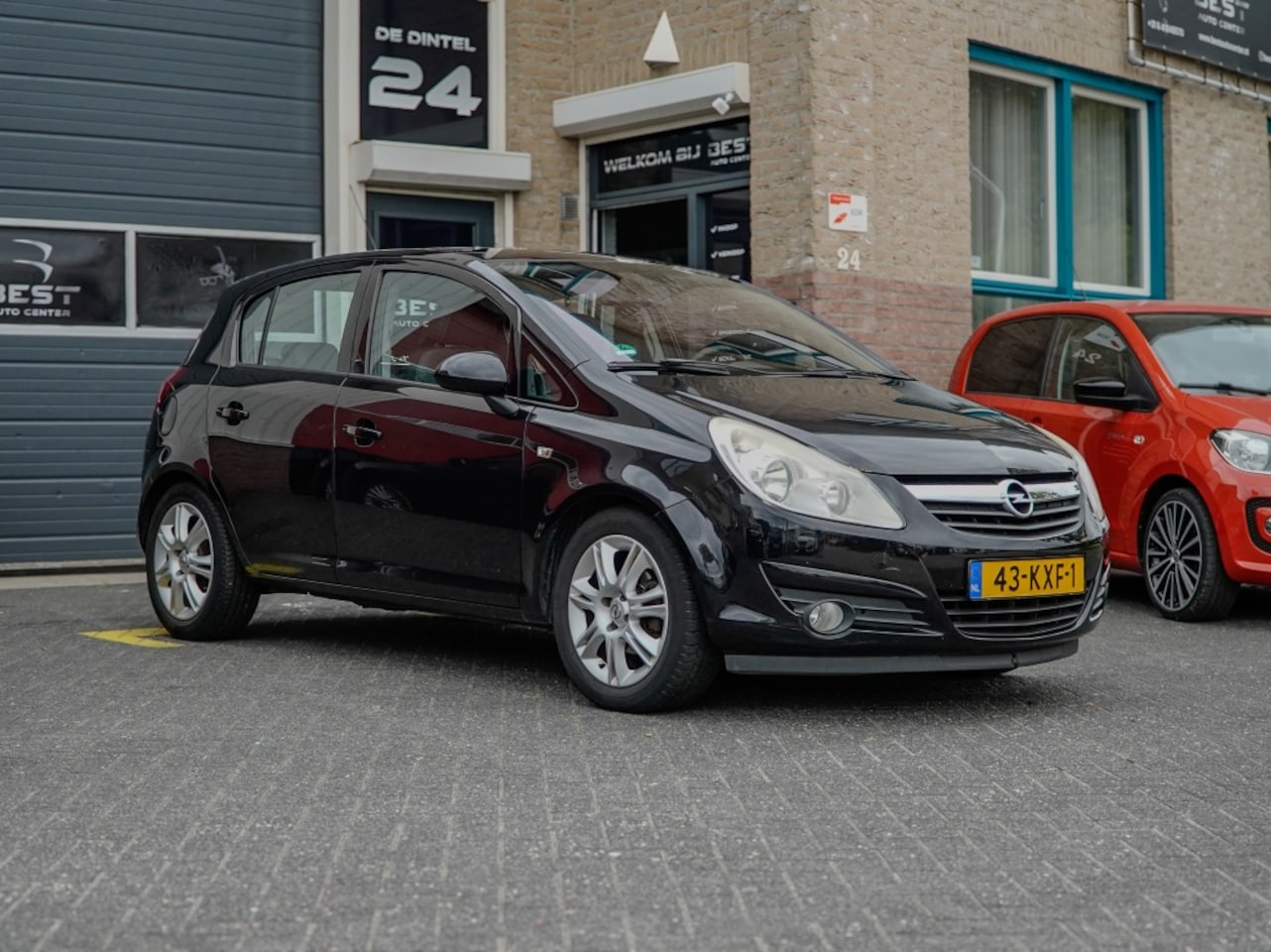 Opel Corsa - 1.4-16V Cosmo 1.4-16V Cosmo - AutoWereld.nl