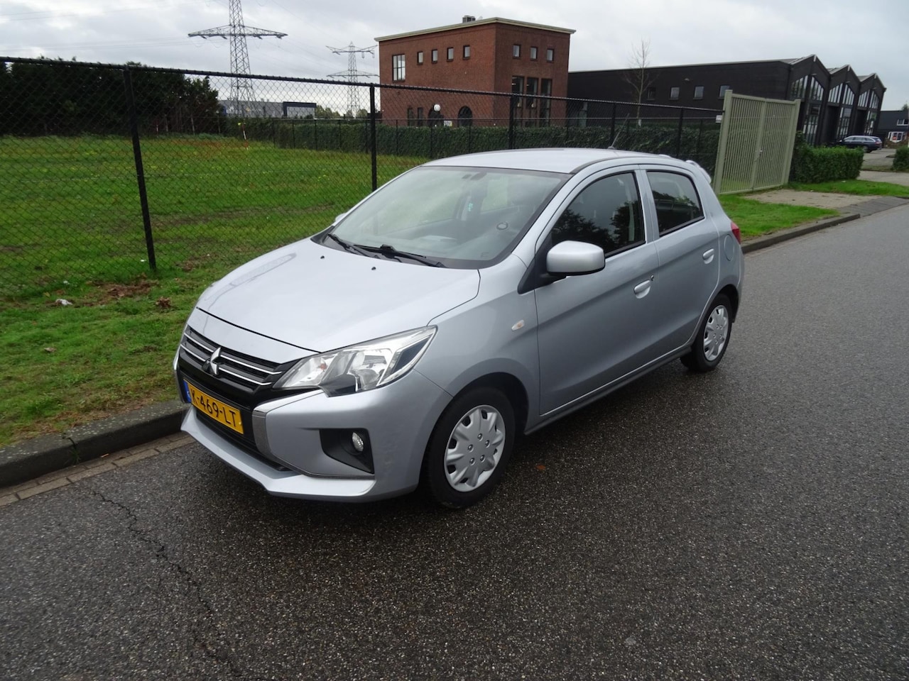 Mitsubishi Space Star - 1.0 Cool+ 1.0 Cool+ - AutoWereld.nl