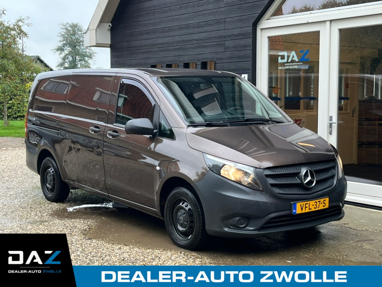 Mercedes-Benz Vito - 116 CDI Lang Aut/Ecc/Leer/Navi/Trekhaak - AutoWereld.nl