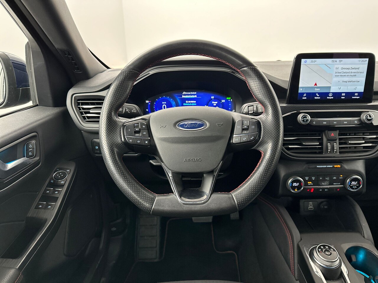 Ford Kuga - 2.5 PHEV ST-Line | Trekhaak | Navigatie | Camera