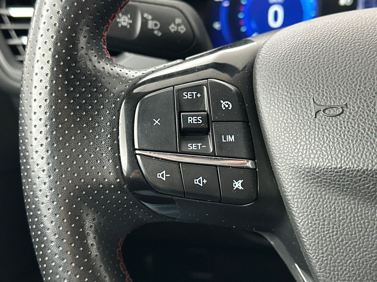 Ford Kuga - 2.5 PHEV ST-Line | Trekhaak | Navigatie | Camera