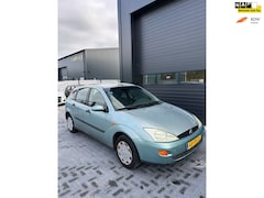 Ford Focus - 1.4-16V Ambiente Inruil koopje
