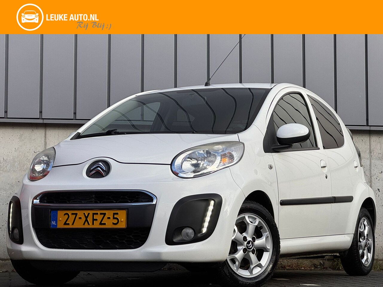 Citroën C1 - 1.0 70PK Automaat Exclusive Alcantara Airco Bluetooth - AutoWereld.nl