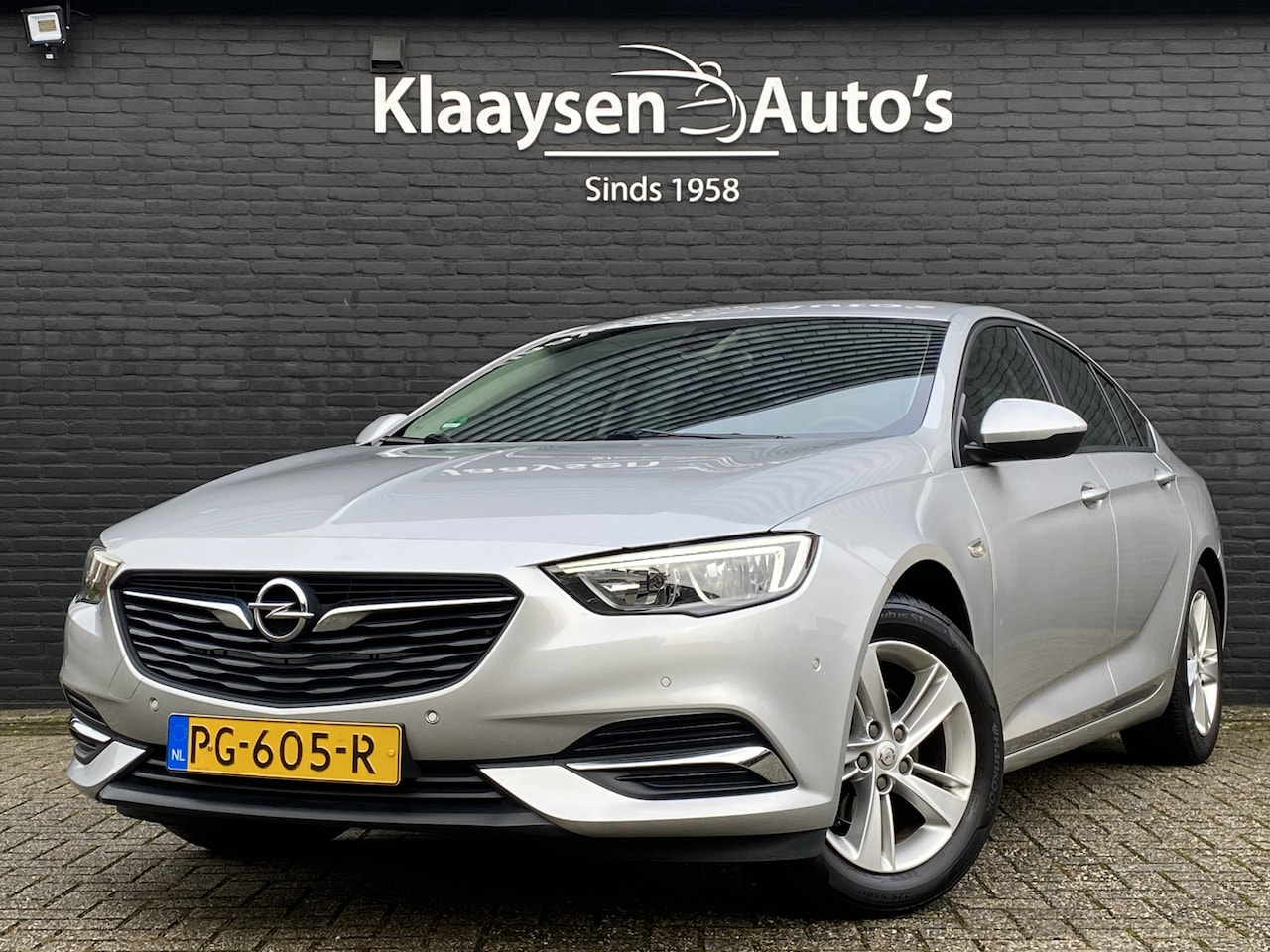 Opel Insignia Grand Sport - 1.5 Turbo Online Edition 160 pk AUT. | navigatie | cruise control | apple carplay | trekha - AutoWereld.nl