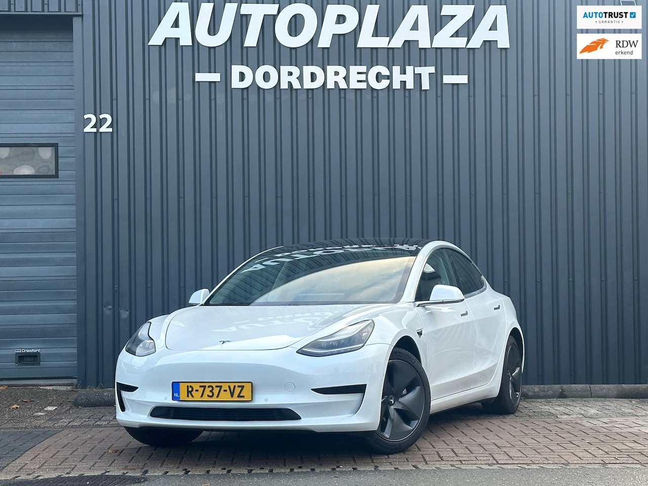 Tesla Model 3 - Standard RWD Plus 60 kWh SOH 93% - AutoWereld.nl