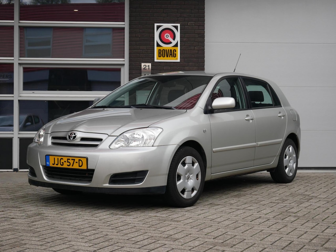Toyota Corolla - 1.4 VVT-i Terra 1.4 VVT-i Terra - AutoWereld.nl