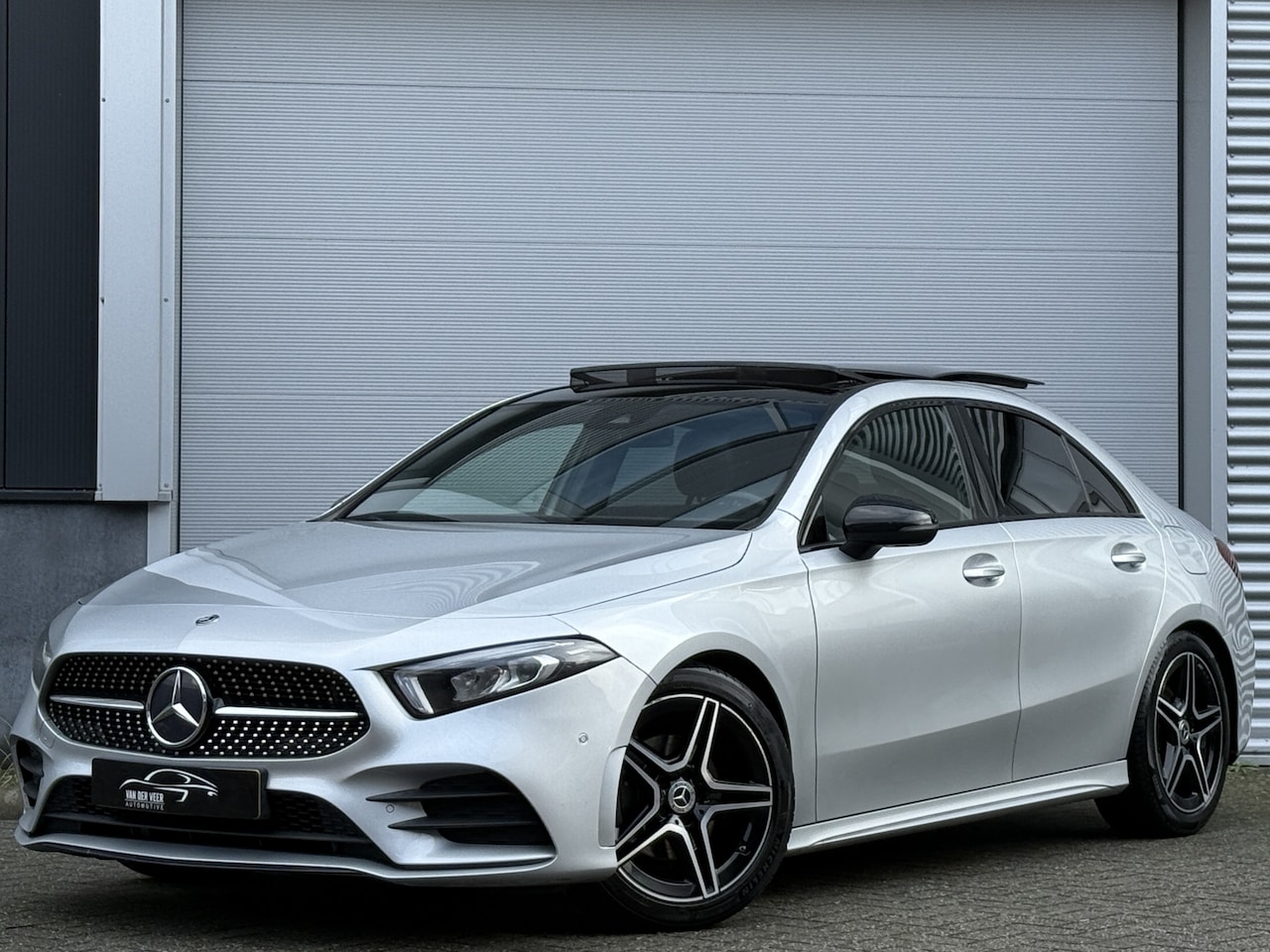 Mercedes-Benz A-klasse - 200 Launch Edition Premium | AMG Line | Panoramadak | LED Performance - AutoWereld.nl
