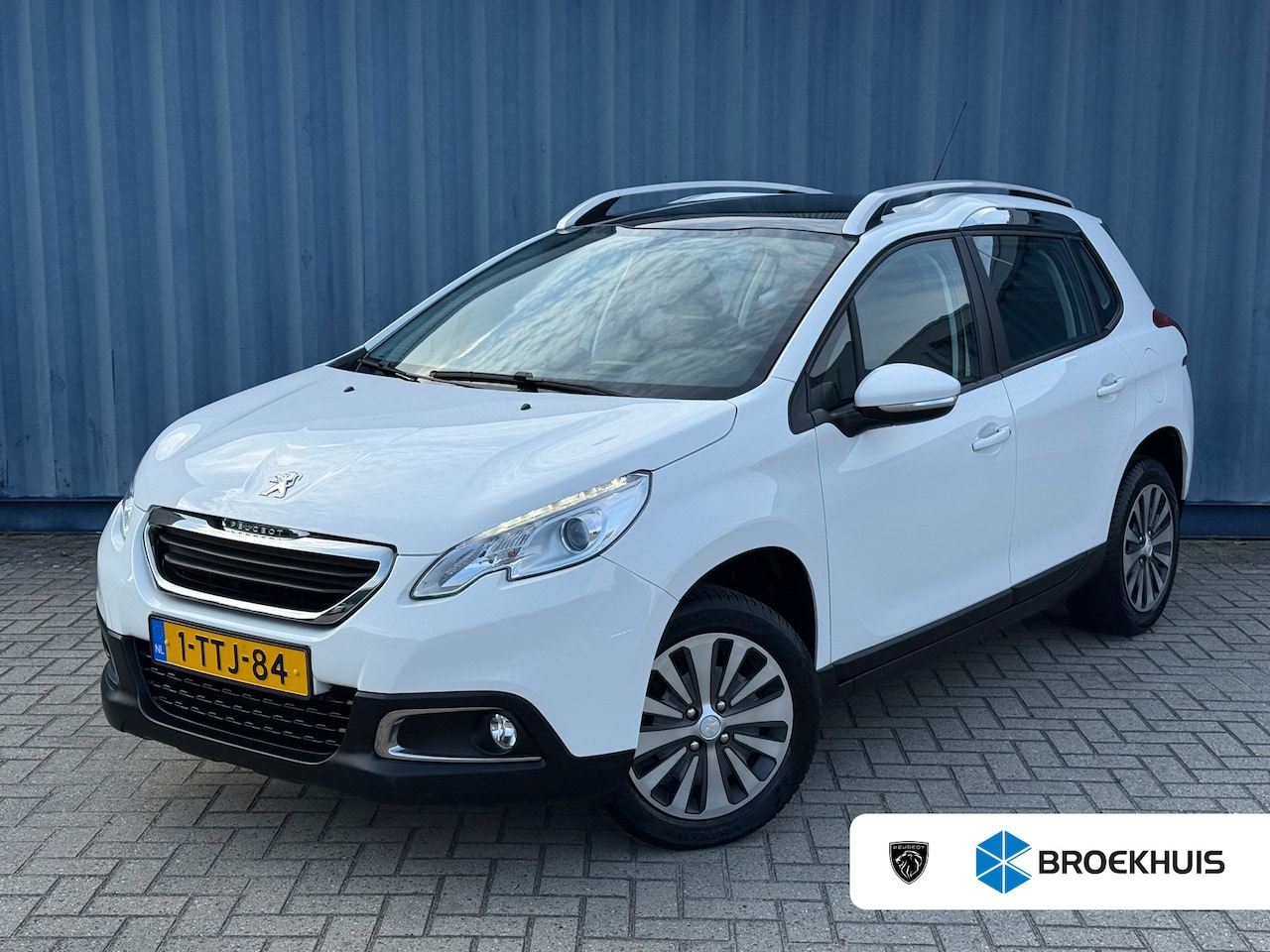 Peugeot 2008 - 1.2 VTi Active Pack Premium Airco | Automaat | Cruise Control | Dakrails | Panoramadak | S - AutoWereld.nl