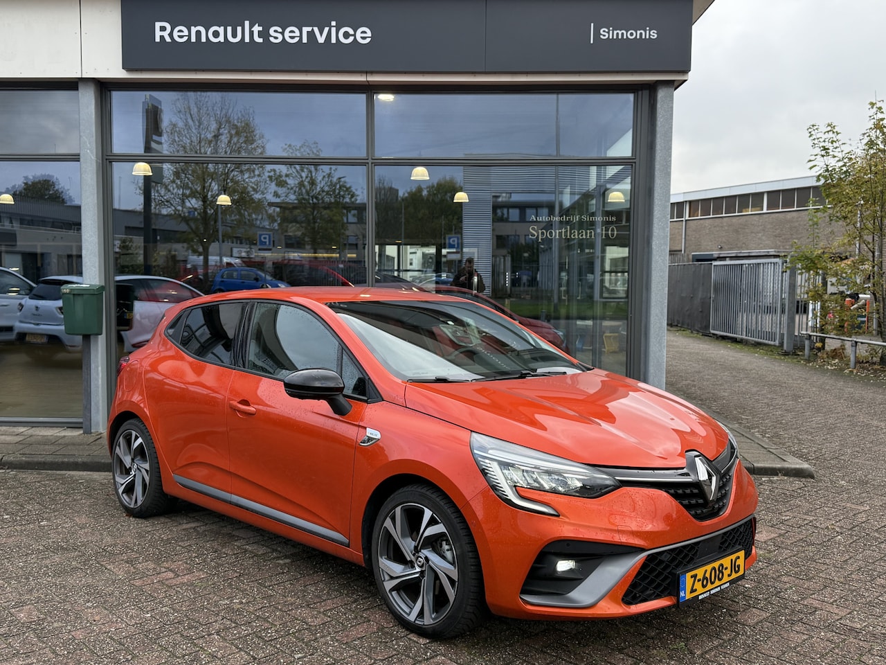 Renault Clio - 1.6 E-Tech Hybrid 145 R.S. Line Automaat + Afneembare trekhaak - AutoWereld.nl