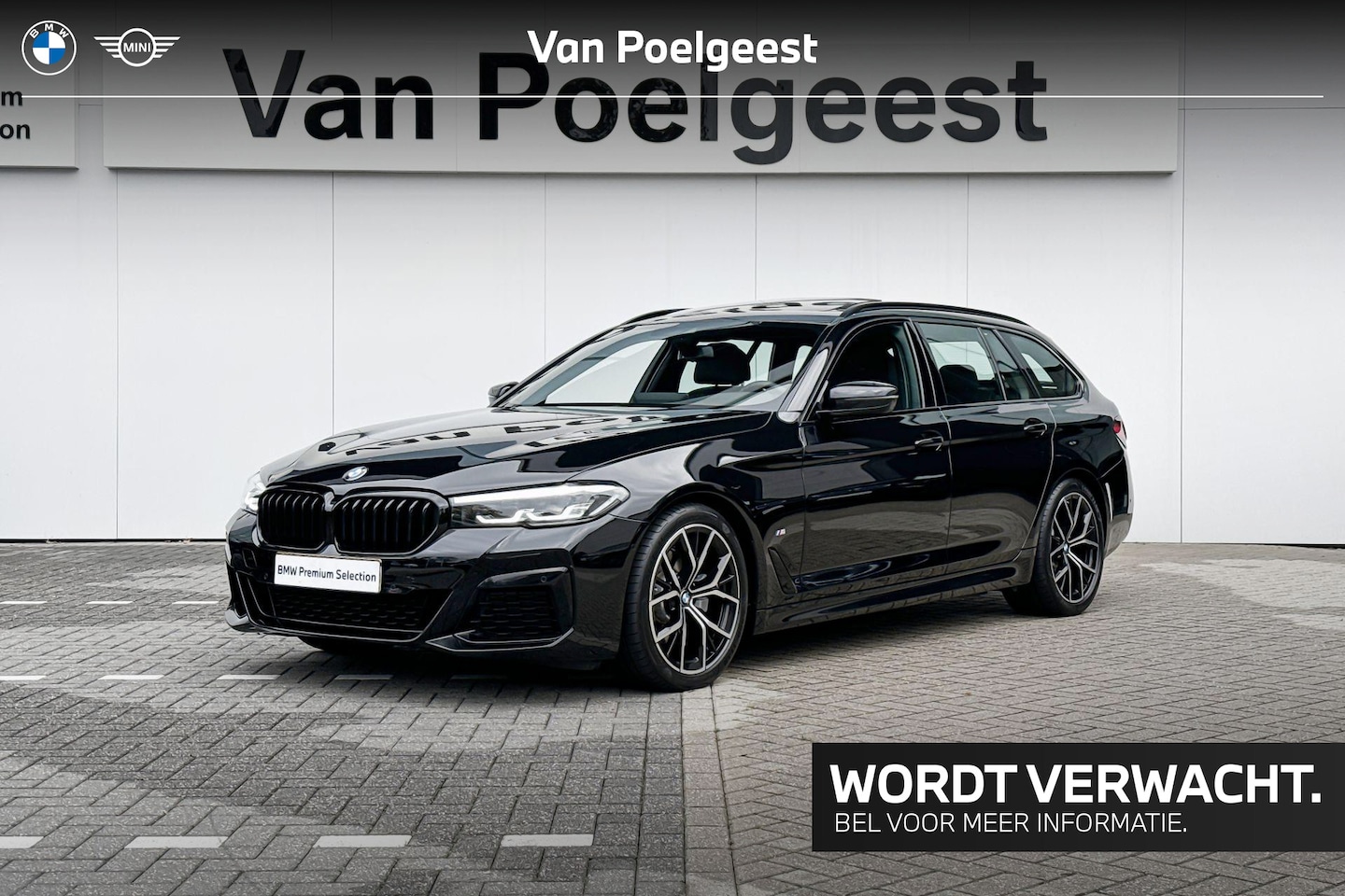 BMW 5-serie Touring - 520i M Sport | Trekhaak | Panoramadak - AutoWereld.nl