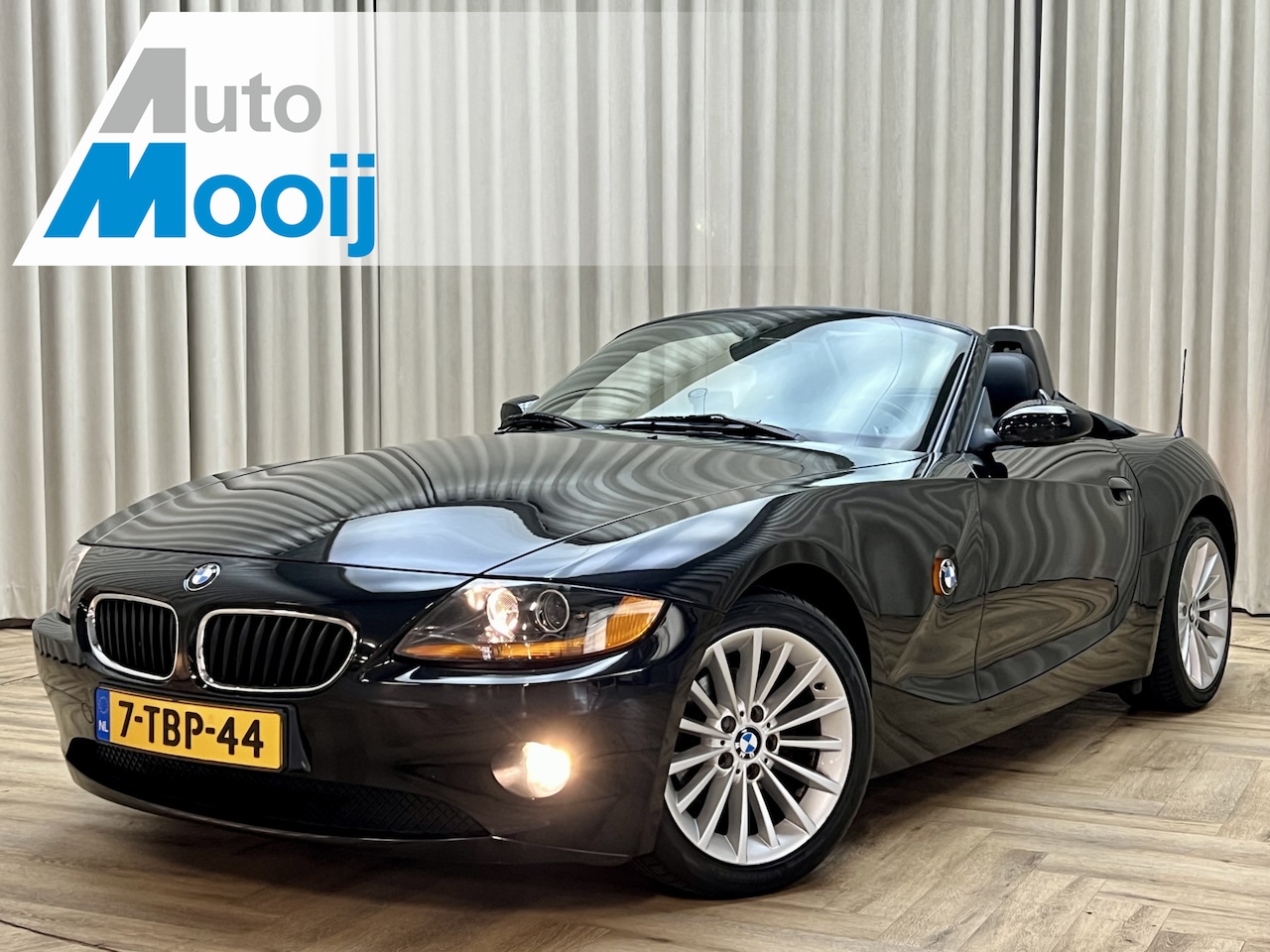 BMW Z4 Roadster - 2.0i S *Navigatie + Camera* Leder / Stoelverwarming / Hardtop / Airco / LMV 18" - AutoWereld.nl