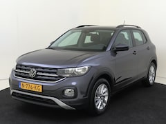 Volkswagen T-Cross - 1.0 TSI Life | Achteruitrijcamera | Adaptieve cruise control | CarPlay | Navigatie | Airco