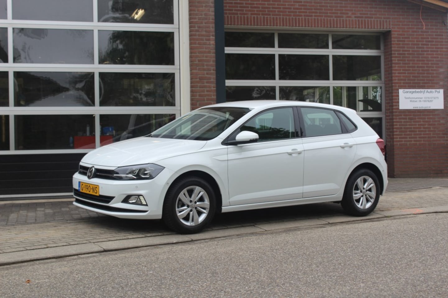 Volkswagen Polo - 1.0 TSI Comfortline Business 1.0 TSI COMFORTLINE BUSINESS - AutoWereld.nl