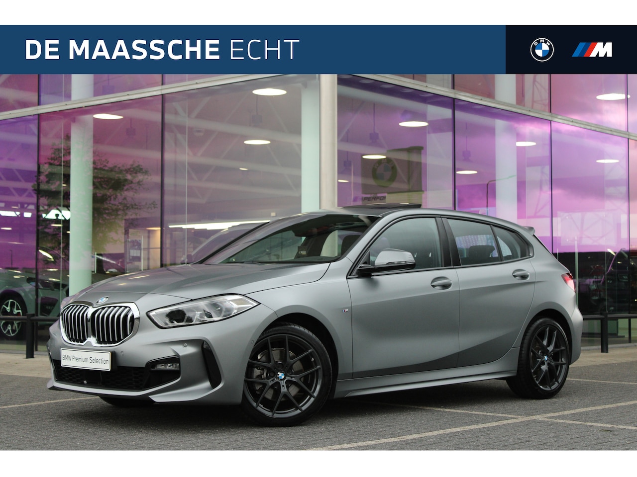 BMW 1-serie - 118i M Sport Automaat / Panoramadak / Sportstoelen / Achteruitrijcamera / LED / Live Cockp - AutoWereld.nl