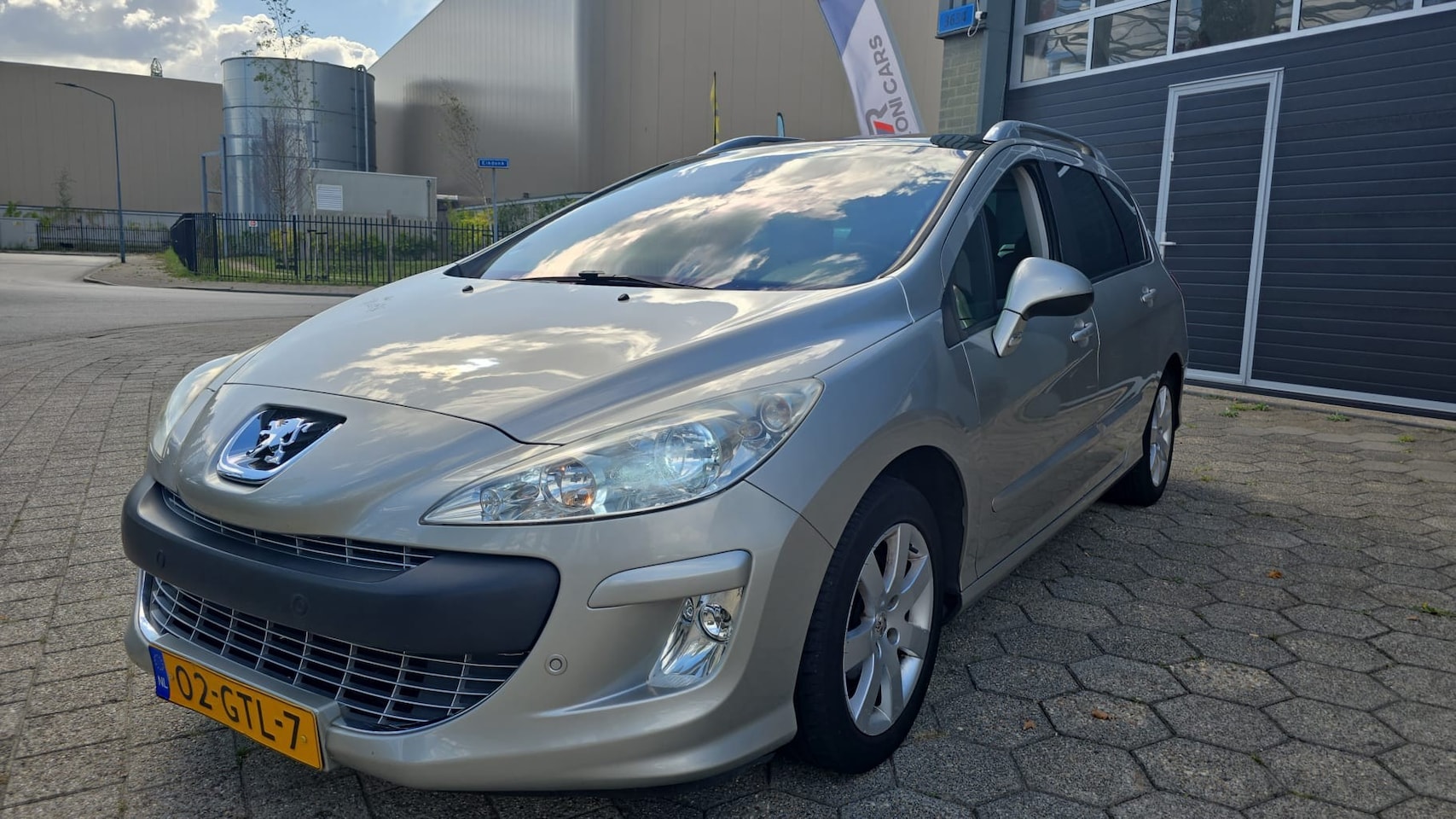 Peugeot 308 - 1.6 THP XT/ PANO / 7P / AIRCO / APK / - AutoWereld.nl