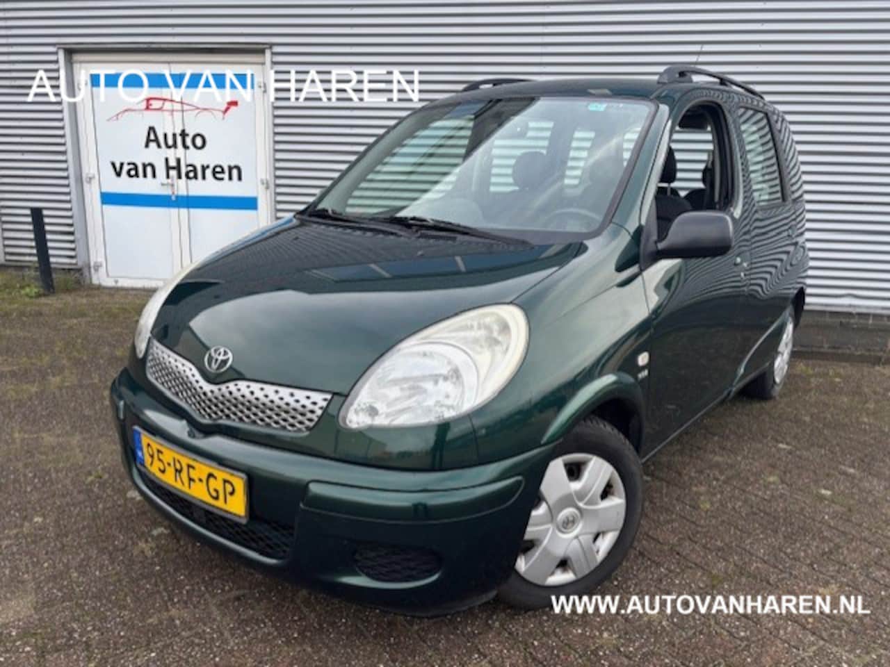 Toyota Yaris Verso - 1.3 VVT-i STUURBEKRACHTIGING RADIO CD NW APK - AutoWereld.nl