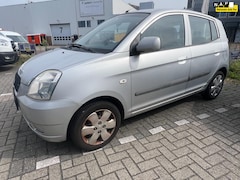 Kia Picanto - 1.1 LXE Automaat werkt niet