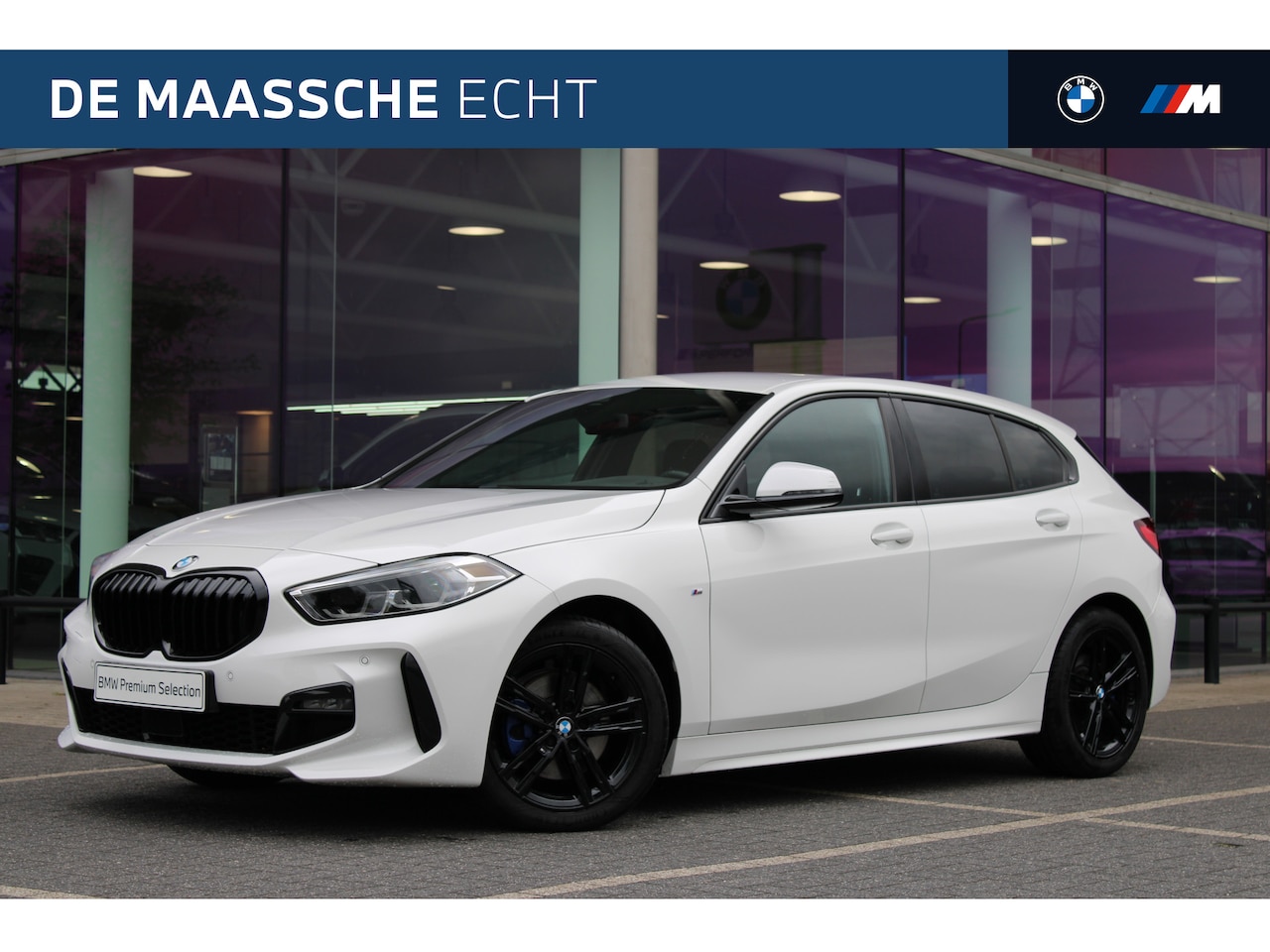 BMW 1-serie - 118i M Sport Automaat / Sportstoelen / LED / M Sportonderstel / Live Cockpit Professional - AutoWereld.nl