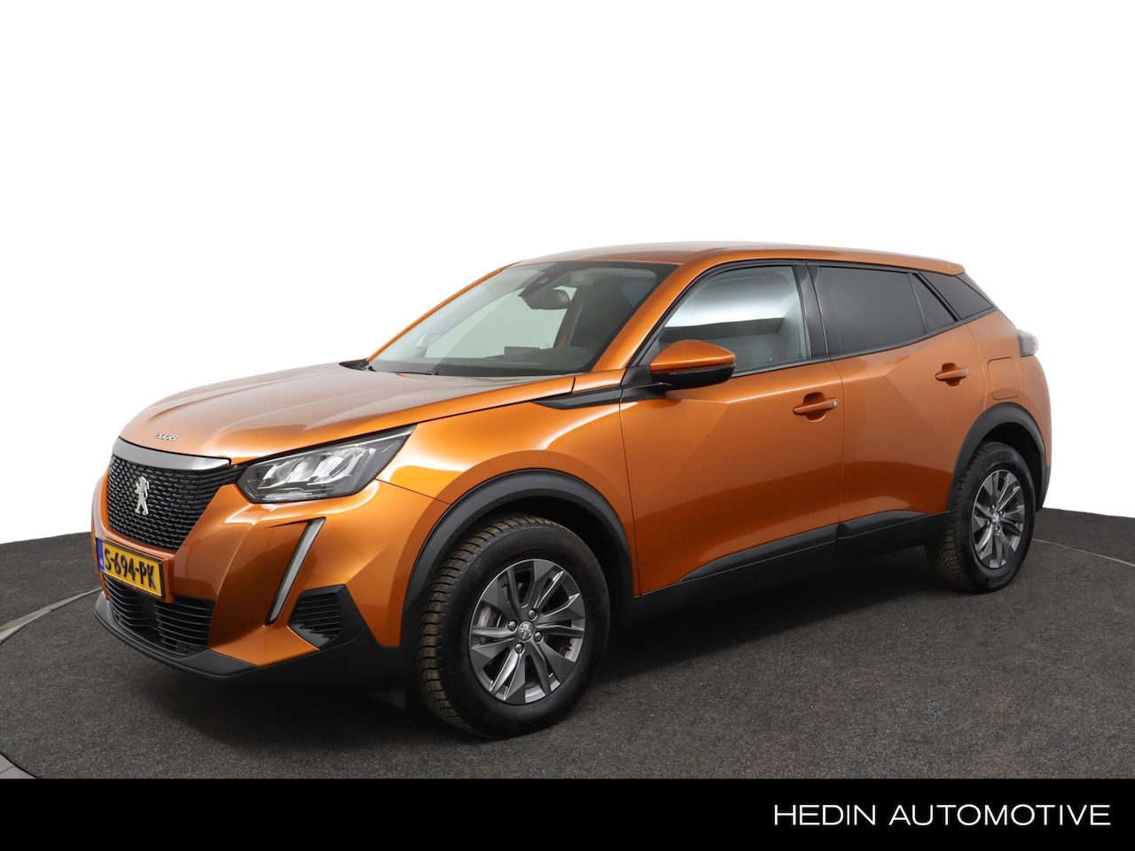 Peugeot 2008 - 1.2 100PK Allure Pack | Navigatie | Trekhaak | Parkeer Camera | Climate Controle | - AutoWereld.nl