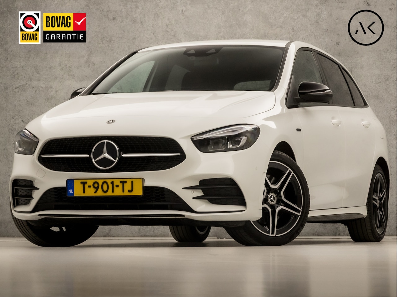Mercedes-Benz B-klasse - 250 e AMG Sport 218Pk Automaat (APPLE CARPLAY, GROOT NAVI, SFEERVERLICHTING, CAMERA, LEDER - AutoWereld.nl