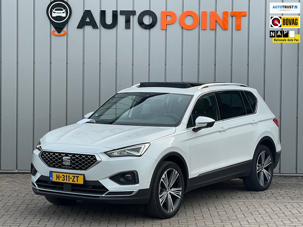 SEAT Tarraco - 1.5 TSI P PERS Xcellence Limited 1E EIG|DEALER.OND |7p|PANO|TREKHAAK|BEATS AUDIO|ALCANTARA - AutoWereld.nl