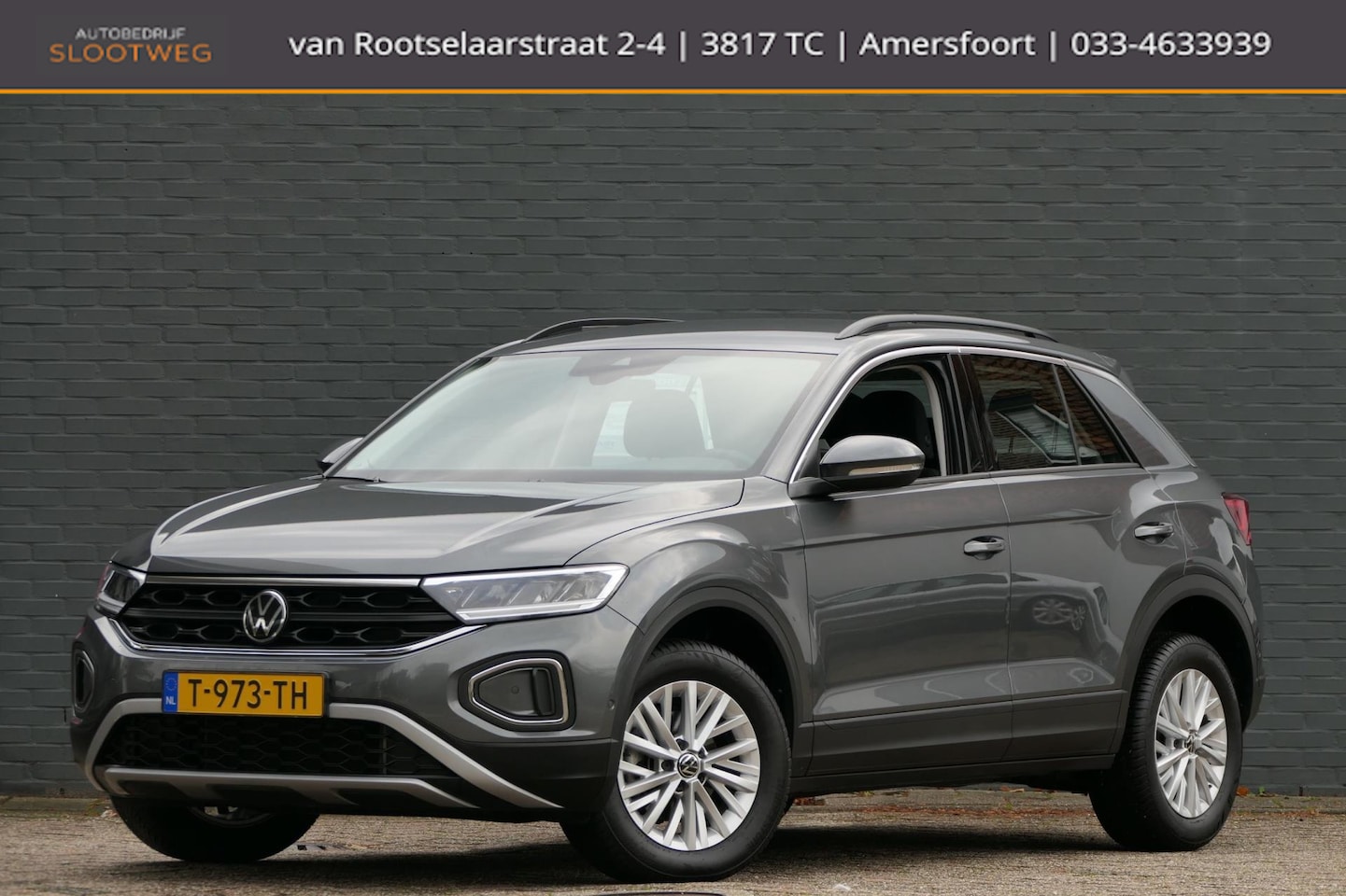 Volkswagen T-Roc - 1.0 TSI 110PK App Connect | Navigatie | Parkeerassist | ACC - AutoWereld.nl