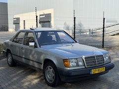 Mercedes-Benz 200-500 (W124) - 200E Benzine LPG | dakje | OLDTIMER |