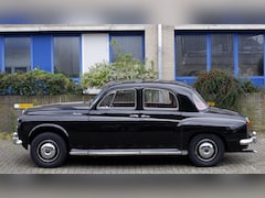 Rover 100 - P4 2.1 liter 6-cilinder Sedan