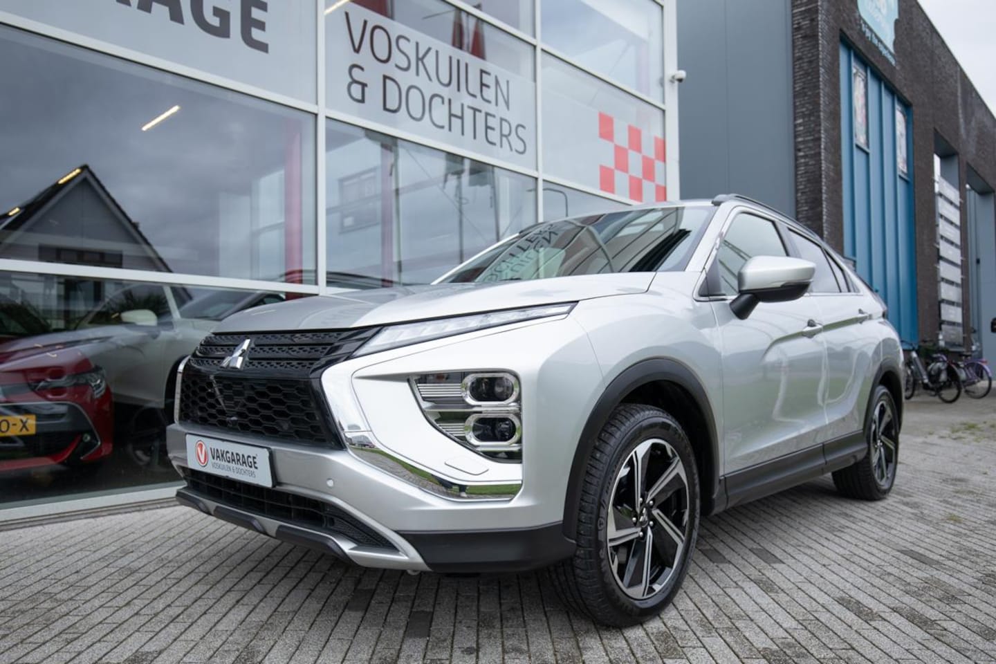 Mitsubishi Eclipse Cross - 2.4 PHEV Business Hybride - AutoWereld.nl