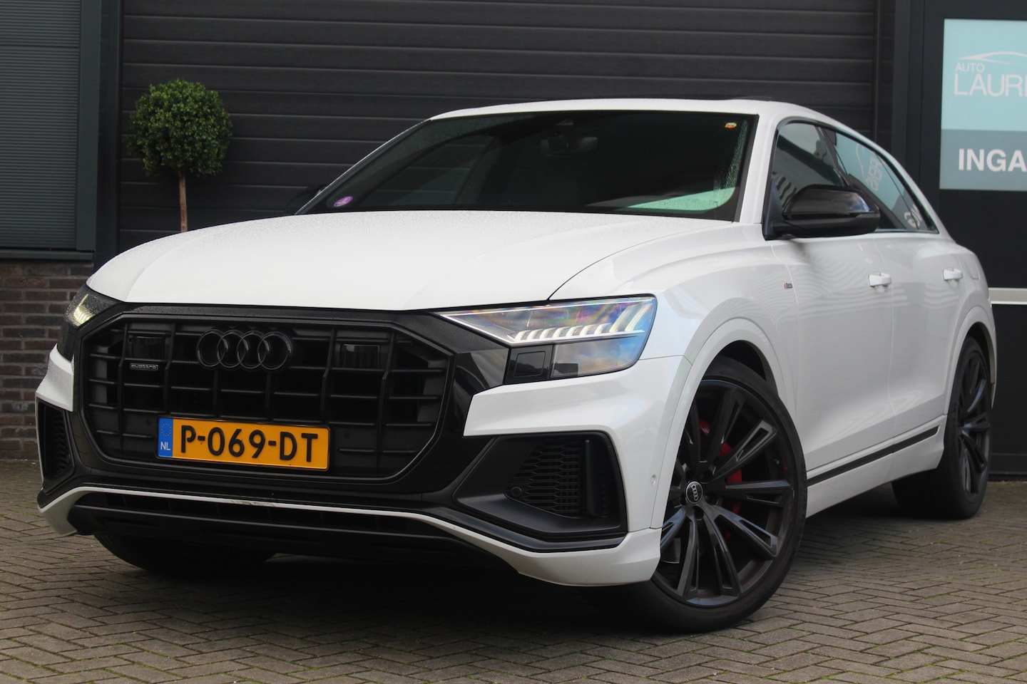 Audi Q8 - 60 TFSI e quattro Competition | Pano | Trekhaak | - AutoWereld.nl