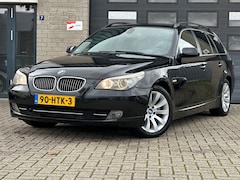 BMW 5-serie Touring - 535d / Adaptive Cruise Control / LOGIC 7 / Head up / Comfort Stoelen / Electrische Kofferk