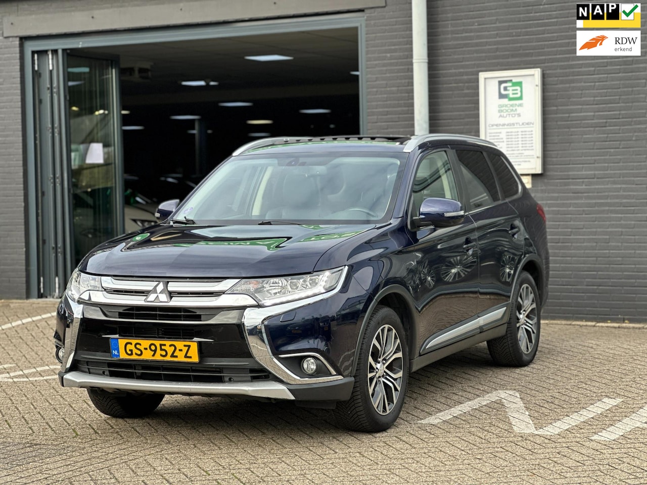 Mitsubishi Outlander - 2.0 Instyle/1STE EG/NAVI/CAMERA/7p - AutoWereld.nl