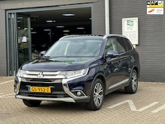 Mitsubishi Outlander - 2.0 Instyle/1STE EIG/7-PERSON/NAVI/CAMERA/NL-AUTO NAP