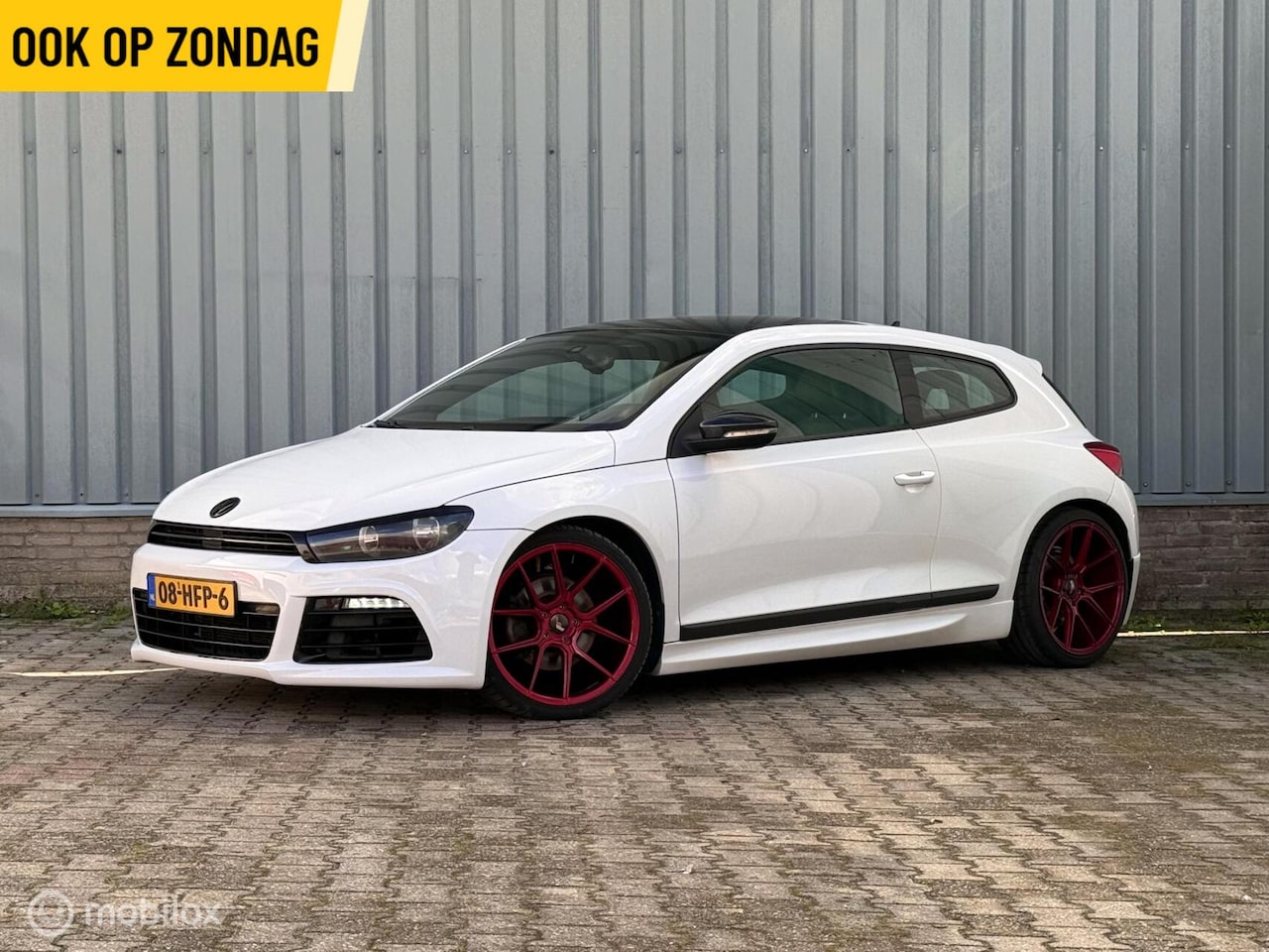 Volkswagen Scirocco - 2.0 TSI Highline | AUT | Pano | 19" LMV - AutoWereld.nl