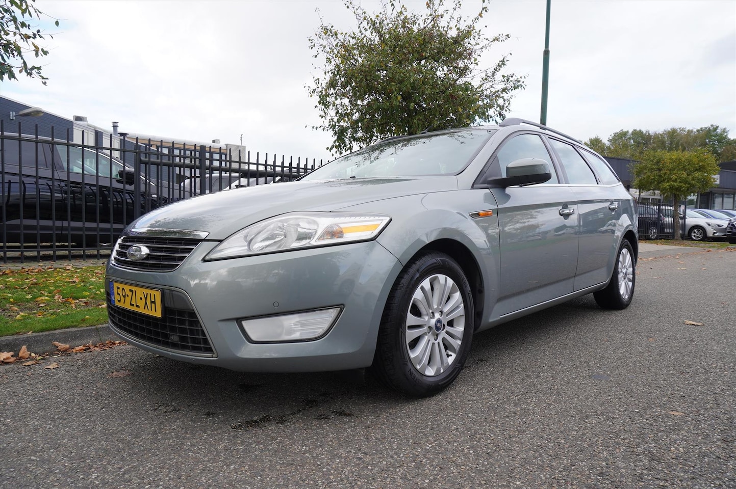 Ford Mondeo Wagon - 2.0-16V Ghia 2.0 16V 107KW Ghia - AutoWereld.nl
