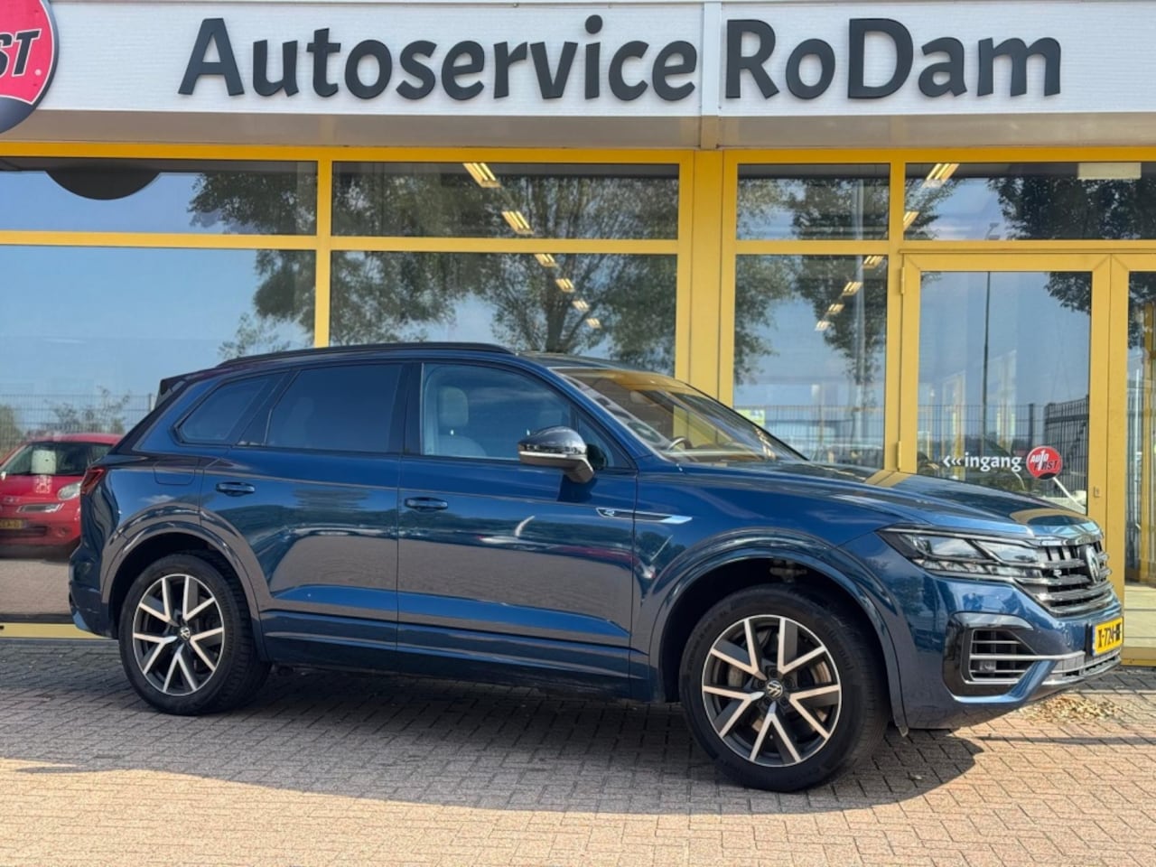 Volkswagen Touareg - 3.0 TSi 4M R - AutoWereld.nl