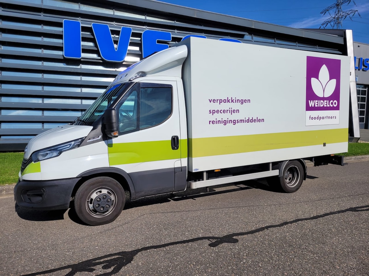 Iveco Daily - 35C16H 3.0 A8P Koelauto met koelvriesmachine luchtgeveerd luxe uitvoering - AutoWereld.nl