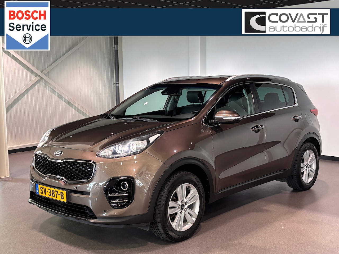 Kia Sportage - 1.6 GDI First Edition Leder|Navi/Camera|Trekhaak|Stoel&Achterbankverwarming - AutoWereld.nl